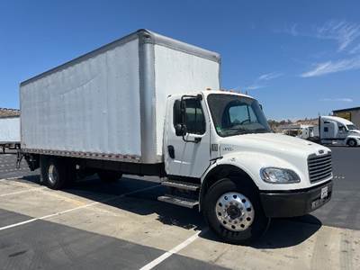 Freightliner M2 Box Truck - 220HP, 6 Speed Automatic, Roll up Door