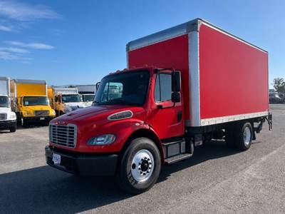 Freightliner M2 Box Truck - 220HP, 6 Speed Automatic, Roll up Door