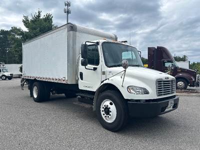 Freightliner M2 Box Truck - 220HP, 6 Speed Automatic, Roll up Door