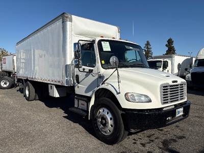 Freightliner M2 Box Truck - 250HP, 7 Speed Automatic, Roll up Door