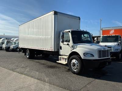 Freightliner M2 Box Truck - 220HP, 6 Speed Automatic, Roll up Door