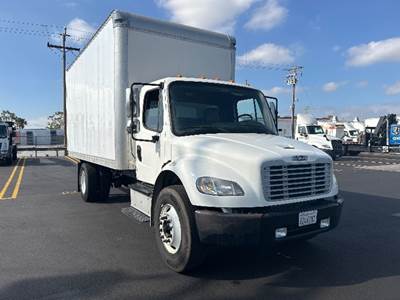 Freightliner M2 Box Truck - 220HP, 6 Speed Automatic, Roll up Door