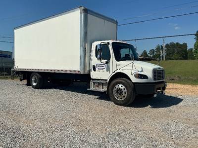 Freightliner M2 Box Truck - 250HP, 6 Speed Automatic, Roll up Door