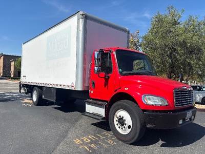 Freightliner M2 Box Truck - 220HP, 6 Speed Automatic