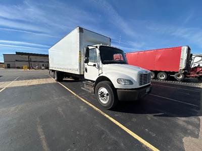 Freightliner M2 Box Truck - 220HP, 6 Speed Automatic, Roll up Door