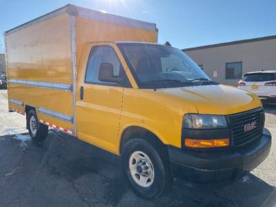 GMC G33503 Box Truck - 276HP, 8 Speed Automatic, Roll up Door