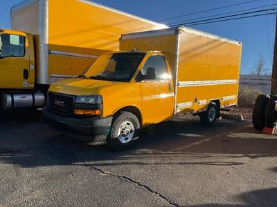 GMC G33503 Box Truck - 276HP, 8 Speed Automatic, Roll up Door