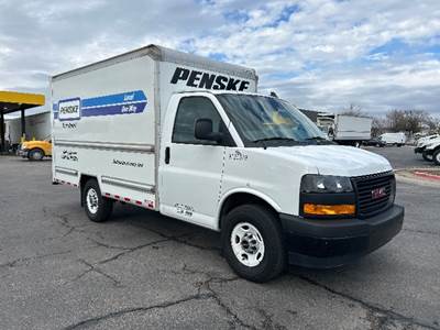 GMC G33503 Box Truck - 276HP, 8 Speed Automatic, Roll up Door