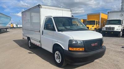 GMC G33503 Box Truck - 276HP, 8 Speed Automatic, Roll up Door
