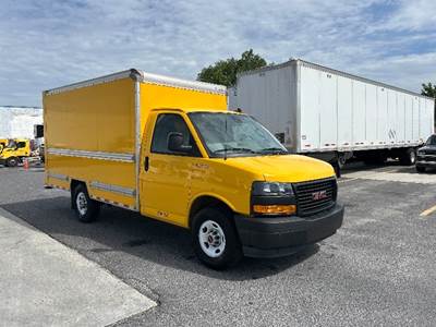 GMC G33503 Box Truck - 276HP, 8 Speed Automatic, Roll up Door
