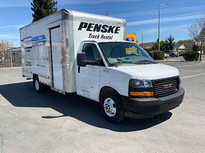 GMC G33903 Box Truck - 401HP, 6 Speed Automatic, Roll up Door