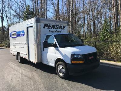 GMC G33903 Box Truck - 401HP, 6 Speed Automatic, Roll up Door