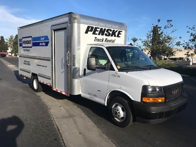 GMC G33903 Box Truck - 401HP, 6 Speed Automatic, Roll up Door