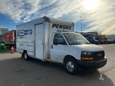 GMC G33903 Box Truck - 401HP, 6 Speed Automatic, Roll up Door