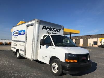 GMC G33903 Box Truck - 401HP, 6 Speed Automatic, Roll up Door