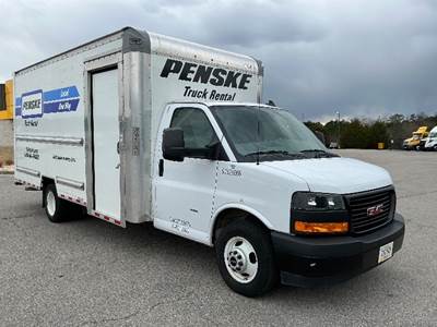 GMC G33903 Box Truck - 401HP, 6 Speed Automatic, Roll up Door
