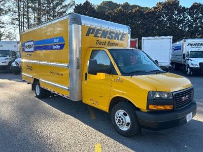 GMC G33903 Box Truck - 401HP, 6 Speed Automatic, Roll up Door