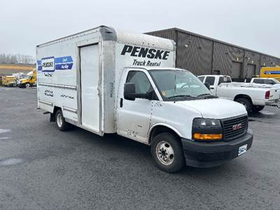 GMC G33903 Box Truck - 401HP, 6 Speed Automatic, Roll up Door