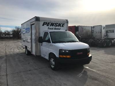 GMC G33903 Box Truck - 401HP, 6 Speed Automatic, Roll up Door