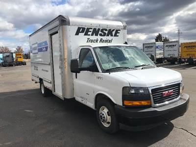 GMC G33903 Box Truck - 401HP, 6 Speed Automatic, Roll up Door