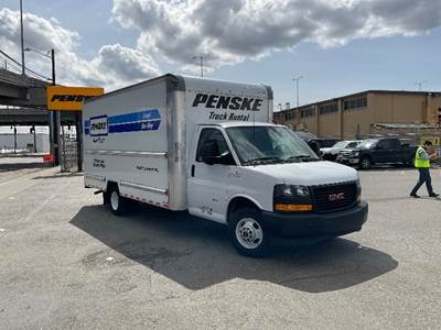 GMC G33903 Box Truck - 401HP, 6 Speed Automatic, Roll up Door
