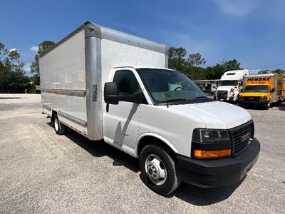 GMC G33903 Box Truck - 401HP, 6 Speed Automatic, Roll up Door
