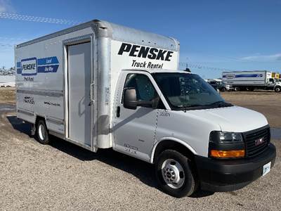 GMC G33903 Box Truck - 401HP, 6 Speed Automatic, Roll up Door