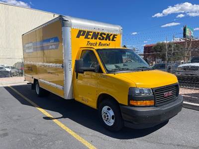 GMC G33903 Box Truck - 401HP, 6 Speed Automatic, Roll up Door