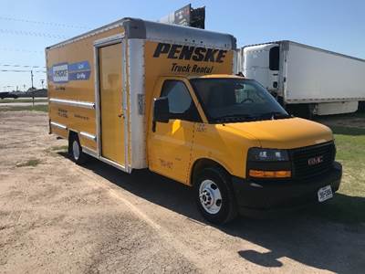 GMC G33903 Box Truck - 401HP, 6 Speed Automatic, Roll up Door