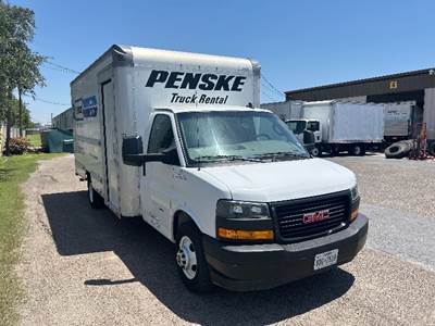 GMC G33903 Box Truck - 401HP, 6 Speed Automatic, Roll up Door