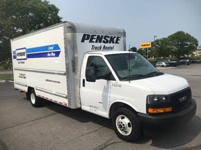 GMC G33903 Box Truck - 401HP, 6 Speed Automatic, Roll up Door