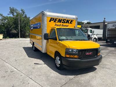 GMC G33903 16 ft Box Truck - 341HP, 6 Speed Automatic, Roll up Door