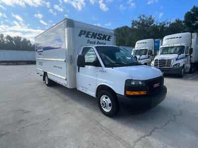 GMC G33903 Box Truck - 401HP, 6 Speed Automatic, Roll up Door