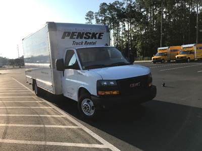 GMC G33903 Box Truck - 401HP, 6 Speed Automatic, Roll up Door