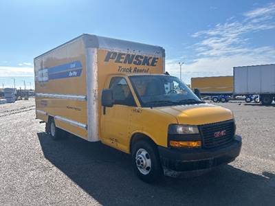 GMC G33903 Box Truck - 401HP, 6 Speed Automatic, Roll up Door