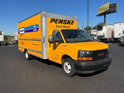GMC G33903 Box Truck - 401HP, 6 Speed Automatic, Roll up Door