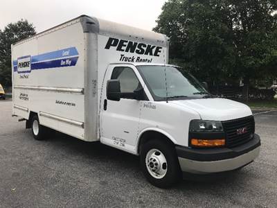 GMC G33903 Box Truck - 341HP, 6 Speed Automatic, Roll up Door