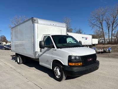 GMC G33903 Box Truck - 341HP, 6 Speed Automatic, Roll up Door
