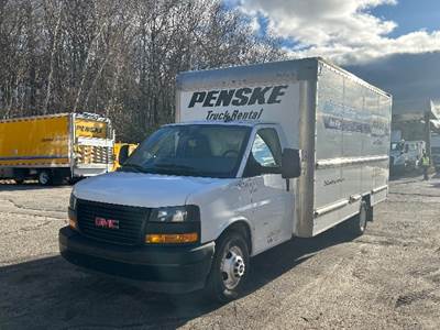 GMC G33903 Box Truck - 401HP, 6 Speed Automatic, Roll up Door