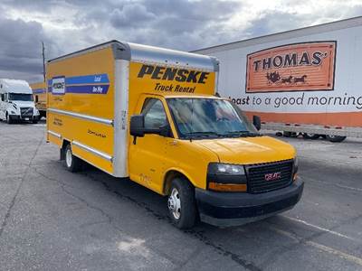 GMC G33903 Box Truck - 401HP, 6 Speed Automatic, Roll up Door