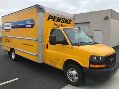 GMC G33903 Box Truck - 401HP, 6 Speed Automatic, Roll up Door