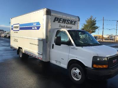 GMC G33903 Box Truck - 401HP, 6 Speed Automatic, Roll up Door