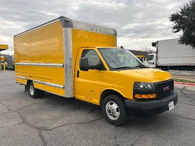 GMC G33903 Box Truck - 401HP, 6 Speed Automatic, Roll up Door