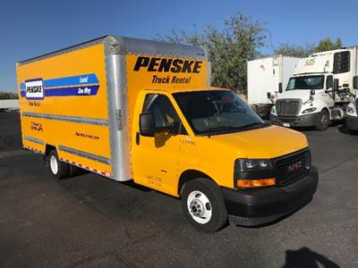 GMC G33903 Box Truck - 401HP, 6 Speed Automatic, Roll up Door