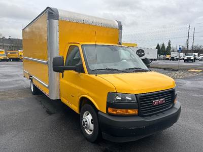 GMC G33903 Box Truck - 401HP, 6 Speed Automatic, Roll up Door
