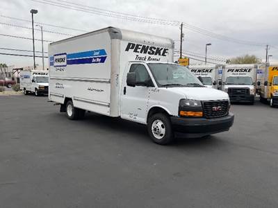 GMC G33903 Box Truck - 401HP, 6 Speed Automatic, Roll up Door