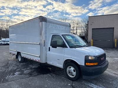GMC G33903 Box Truck - 401HP, 6 Speed Automatic, Roll up Door
