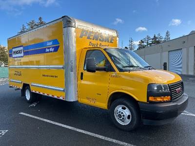 GMC G33903 Box Truck - 401HP, 6 Speed Automatic, Roll up Door