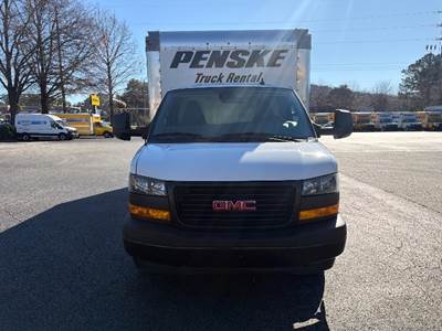 GMC G33903 Box Truck - 401HP, 6 Speed Automatic, Roll up Door