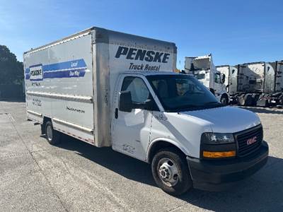 GMC G33903 Box Truck - 401HP, 6 Speed Automatic, Roll up Door